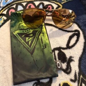 Oakley Gold Aviator Sunglasses with Green Pouch